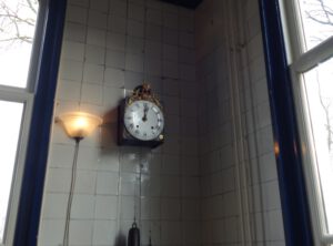 DutchB1-How many hours?