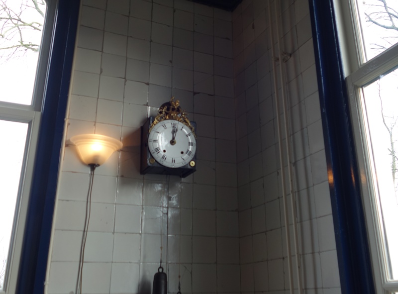 DutchB1-How many hours?